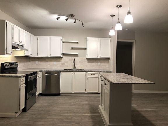 2nd image of 7437 Myrtle Trl