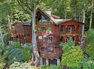 209 Rocky Knob Rd, Waynesville, NC 28786