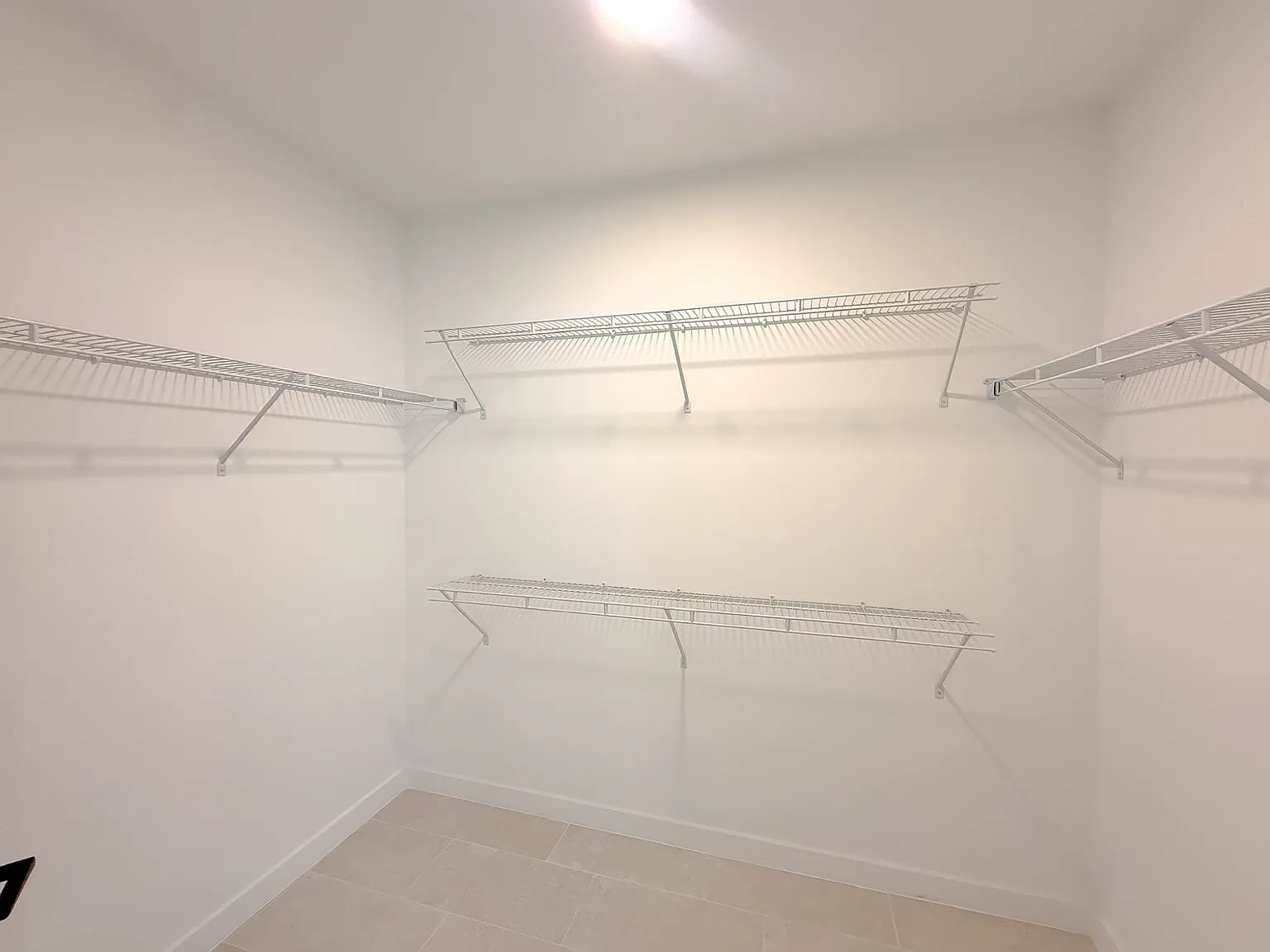 1 bed, 672 sqft, $2,190 — Photo 3