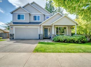 3227 Circle Crest Dr, Forest Grove, OR
