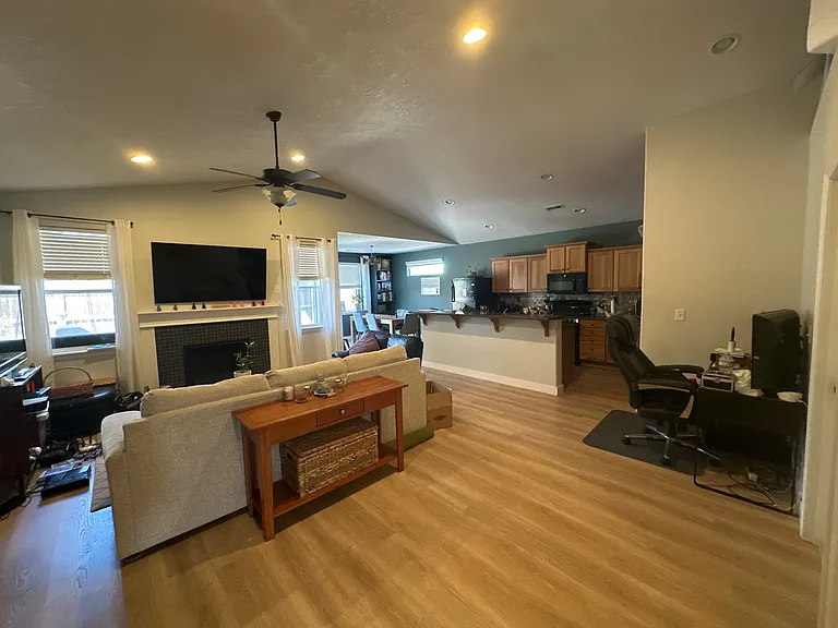21213 SE Golden Market Ln — Photo 5