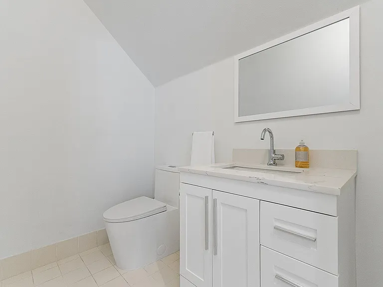 4273 E Main St — Photo 33