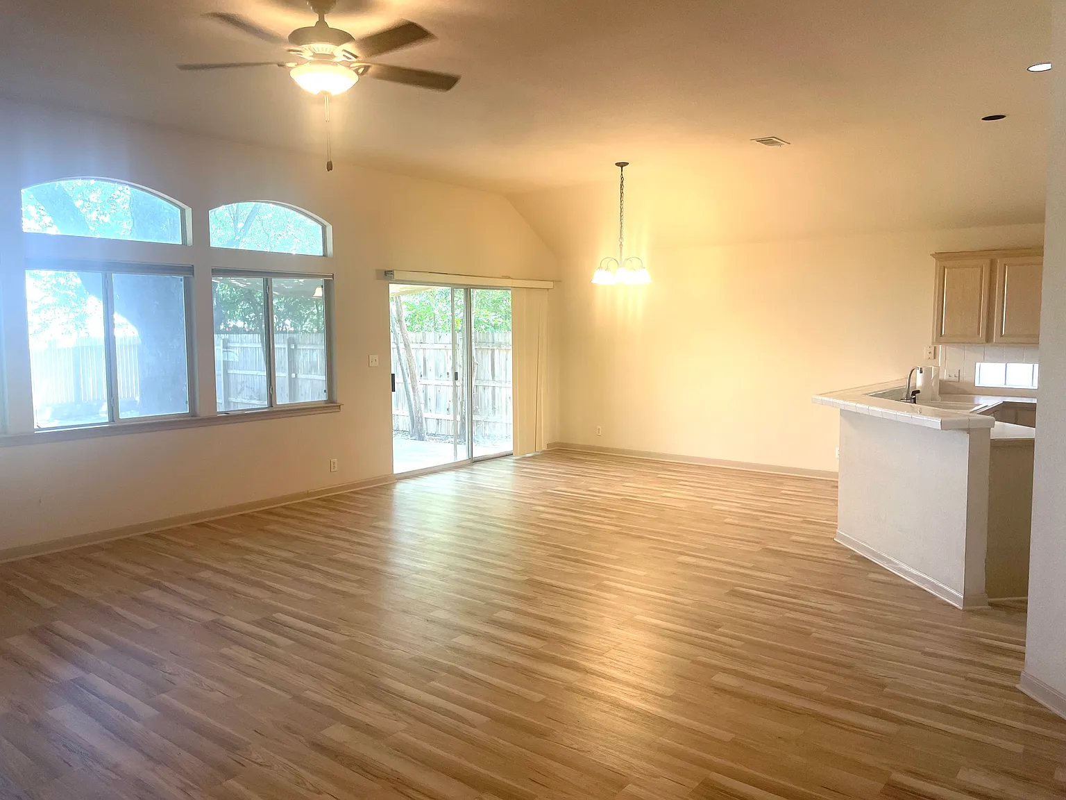 2709 Diamond Trl — Photo 3