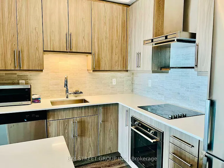 2081 Fairview St #1408 — Photo 10