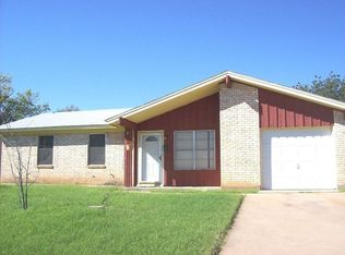 1110 Ruby Rd, Burkburnett, TX 76354