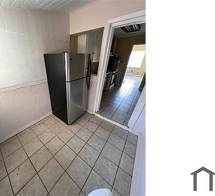 1st image of 2624 W Highland Ave