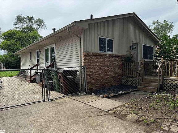4th image of 47473 Greenview Rd