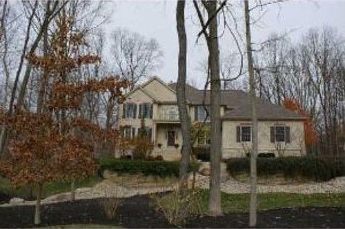 2nd image of 846 Riverbend Ave