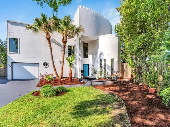 4809 Neyrey Dr, Metairie, LA 70002