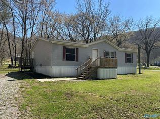 107 Shooting Star Trl, Gurley, AL 35748