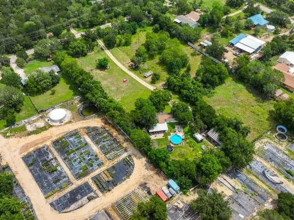 915 Penion Dr, Austin, TX 78748