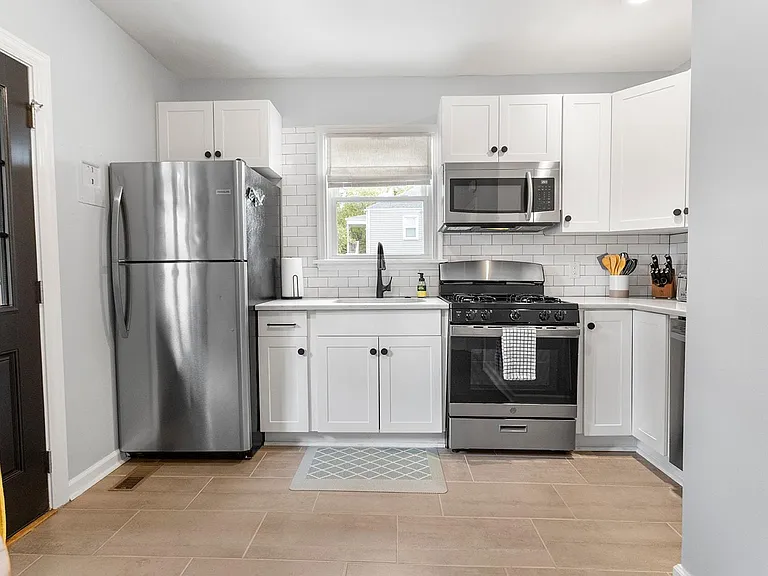 3823 Hawthorne Ave #1 — Photo 8