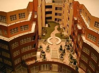 401 NE 71st St APT 601, Seattle, WA 98115