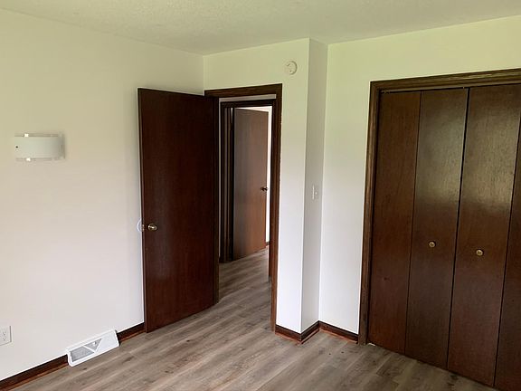 3rd image of 1401 Beckwith View Ave NE