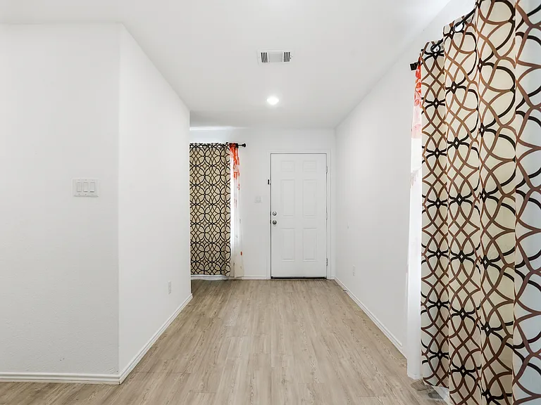 7239 Satellite Way — Photo 22