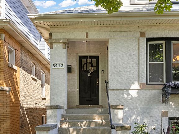 3rd image of 5412 W Henderson St