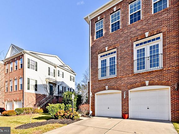 2nd image of 6813 Hartzell Hill Ln