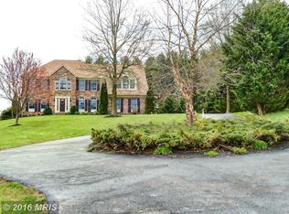 66 Longview Dr, Elkton, MD 21921