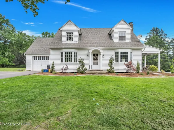134 Briarcrest Rd, Dallas, PA 18612