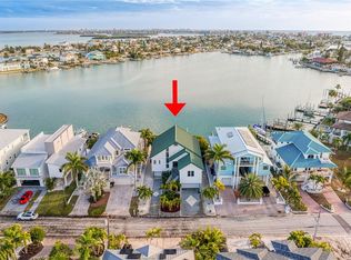 901 Bay Point Dr, Madeira Beach, FL 33708