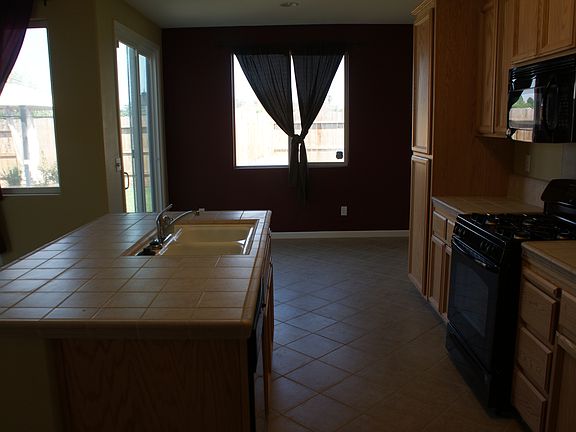 4th image of 2239 S Villa Ave