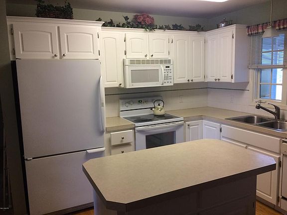 3rd image of 4062 Piute Dr SW
