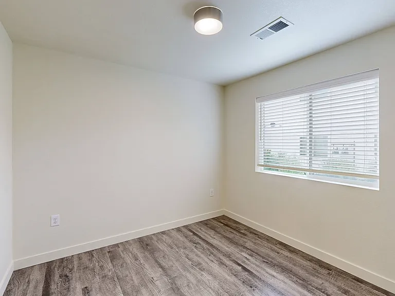 Poudre Trails Apartments — Photo 35