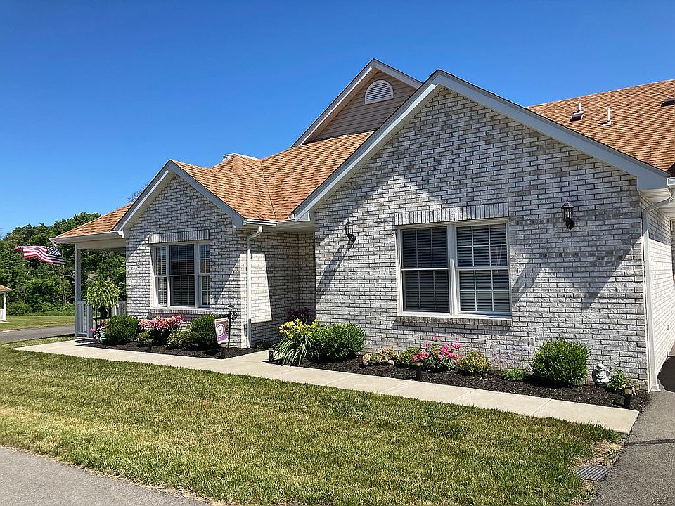 1st image of 231 Woodhawk Ln