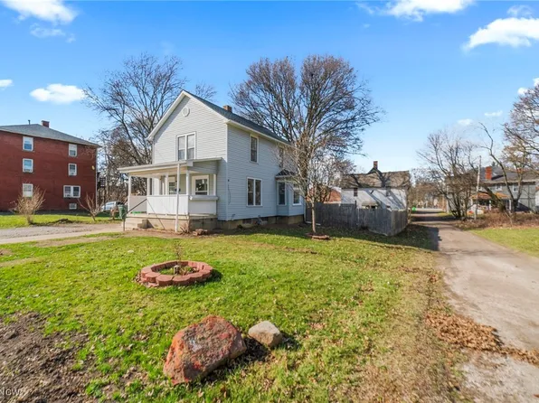 142 E Cambridge St, Alliance, OH 44601