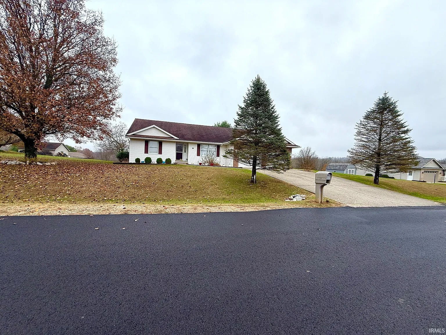 117 Leatherwood Creek Est photo 1