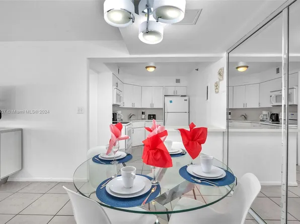 5225 Collins Ave APT 1514, Miami Beach, FL 33140