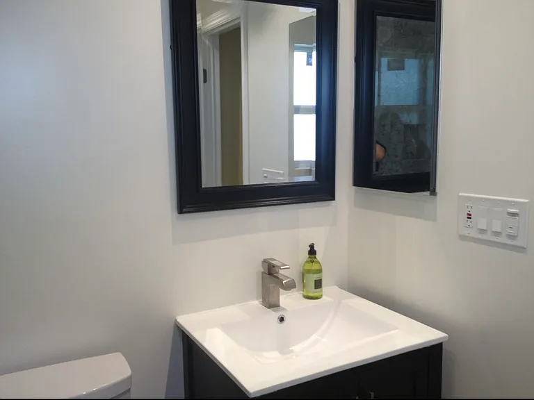 2225 Chapala St — Photo 20