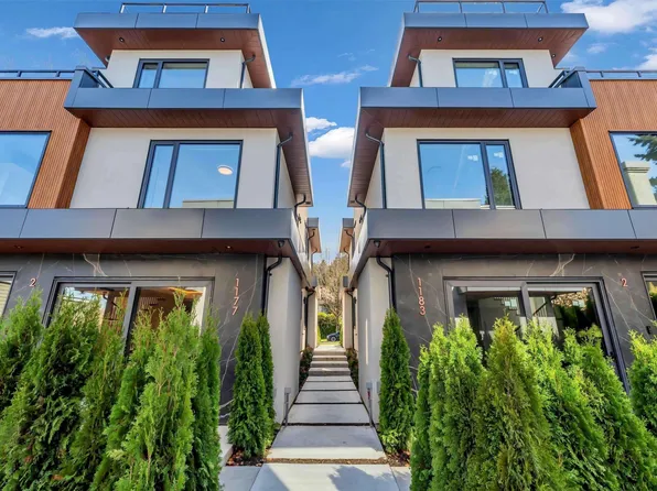 1177 W 33rd Ave #1, Vancouver, BC V6M 1A3