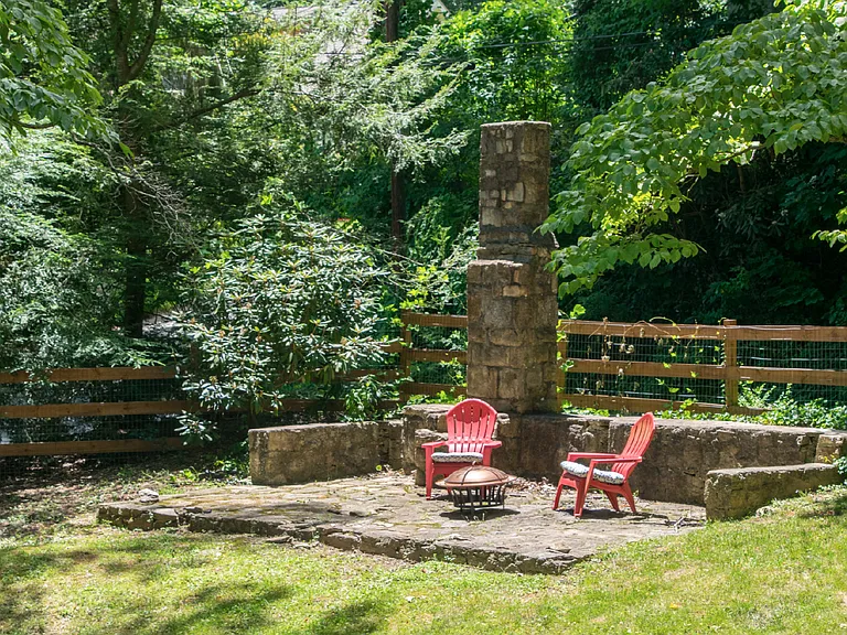 117 Lake Dr — Photo 11