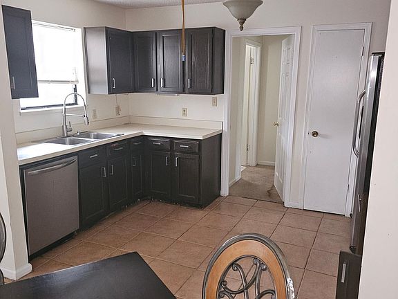 5th image of 4768 Riverine Dr