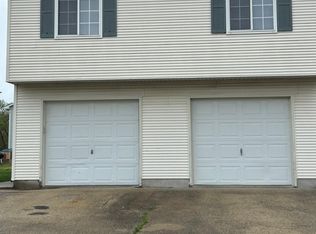 2342 Cherry Tree Ln, Diamond, IL 60416