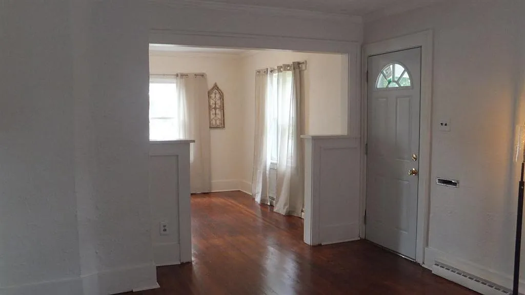 922 S 36th St — Photo 3