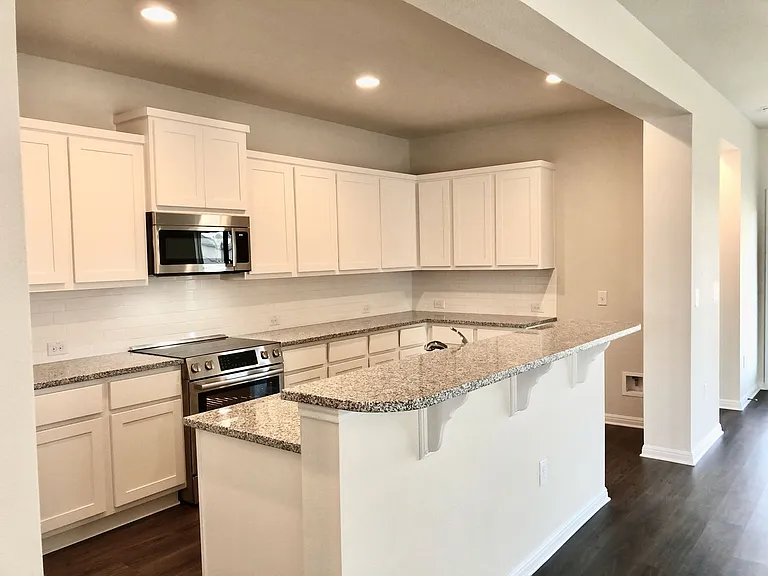 9912 Dalliance Ln — Photo 4