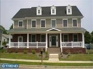 8 Singleton Dr, Chesterfield, NJ 08515