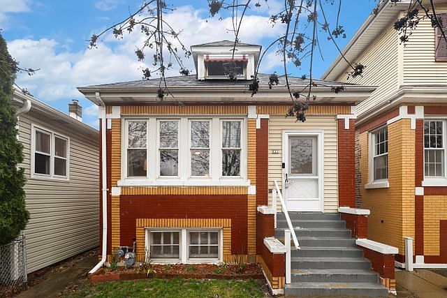 1st image of 921 Ferdinand Ave