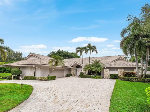 9 Alnwick Road, Palm Beach Gardens, FL 33418