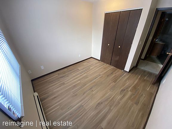 4th image of 2209 Branch Ave #14738324