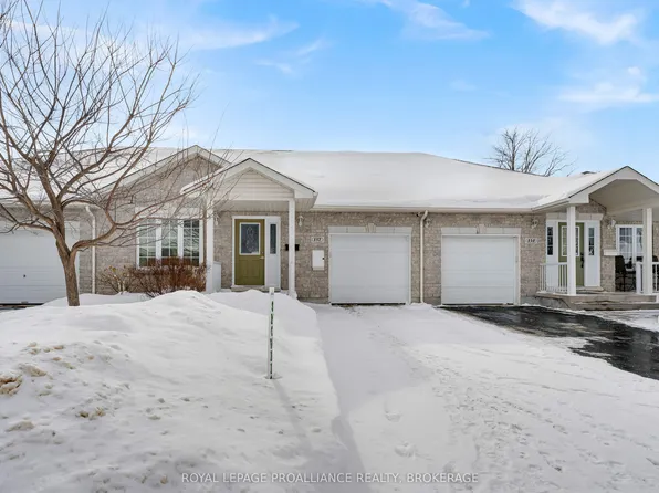 137 Ellesmeer Ave, Kingston, ON K7P 3H6