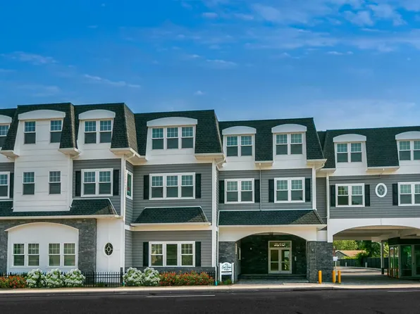 840 Montauk Hwy, Copiague, NY 11726