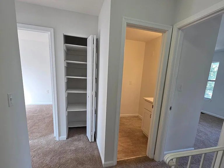 404 Trefoil Pl — Photo 7