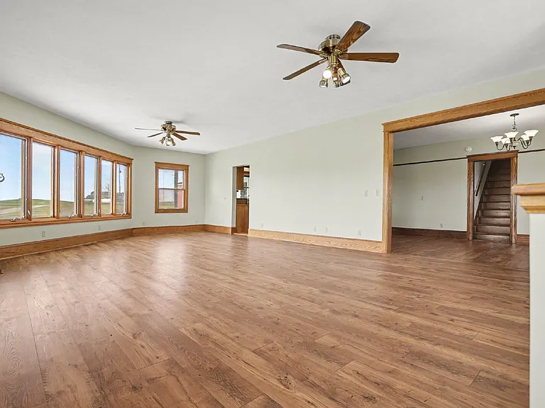 5050 Maple Grove Rd — Photo 10