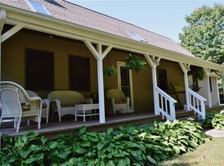 119 Fairview Ave, Hope Valley, RI 02832