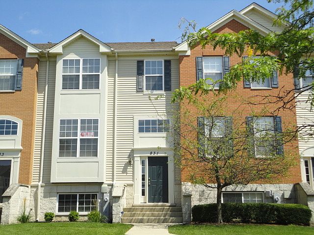 1st image of 831 Lewisburg Ln