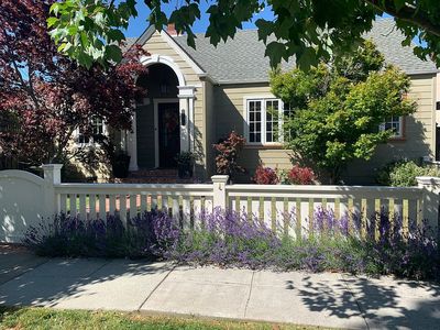 1446 Capuchino Ave, Burlingame, CA, 94010