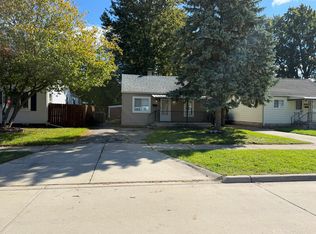 27732 Brettonwoods St, Madison Heights, MI 48071